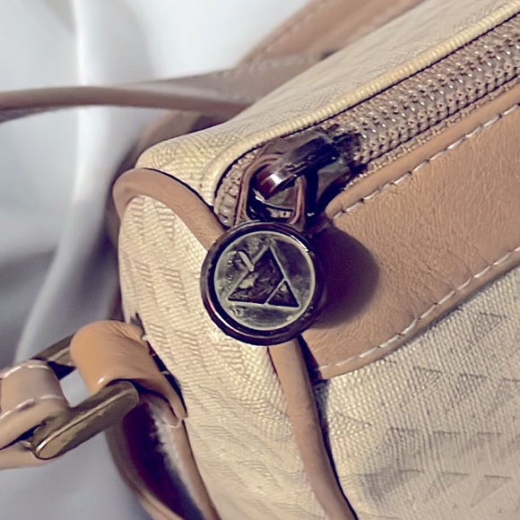 Vintage 80’s Liz Claiborne Genuine Leather Trim Purse - Picture 14 of 15